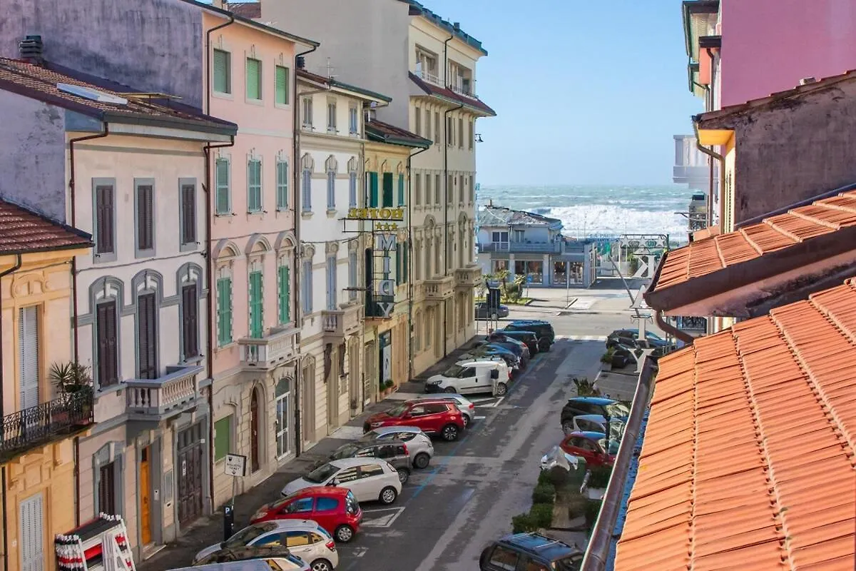 Gioia, Appartamento Super Confort A 100Mt Dal Mare A Viareggio Lägenhet