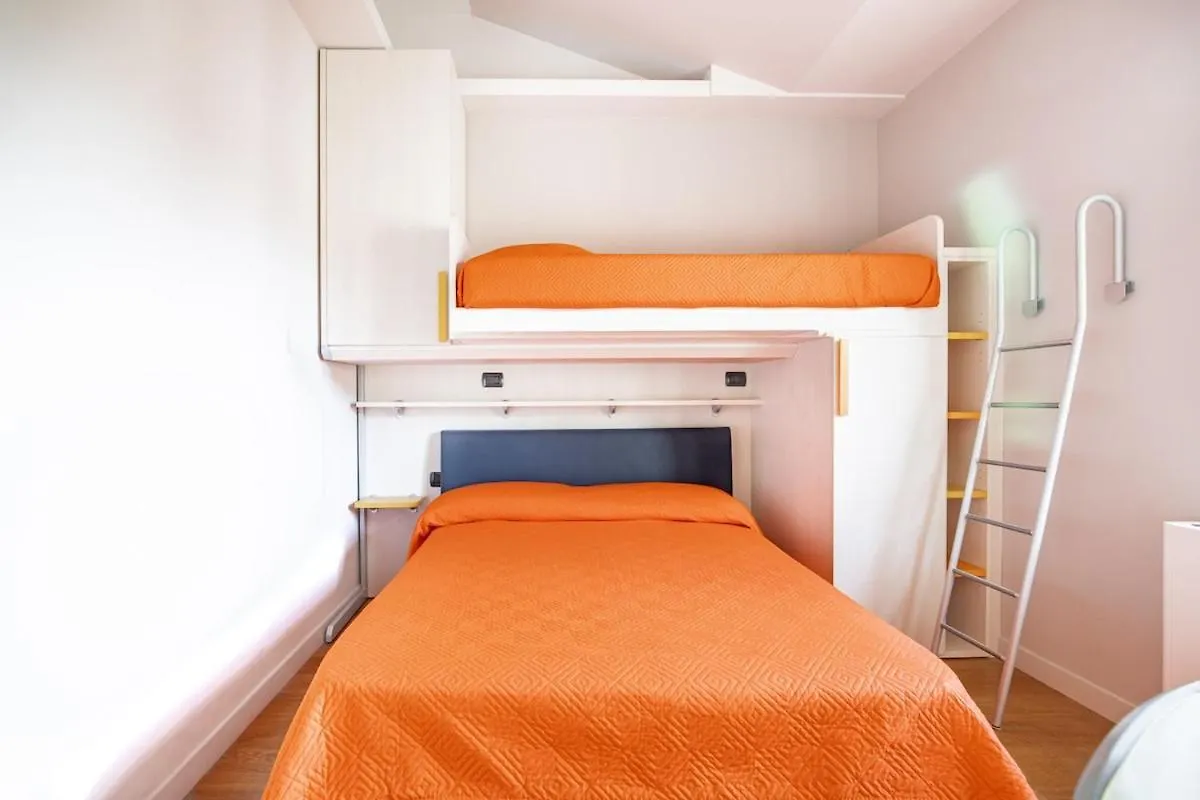 Apartment Gioia, Appartamento Super Confort A 100Mt Dal Mare A Viareggio