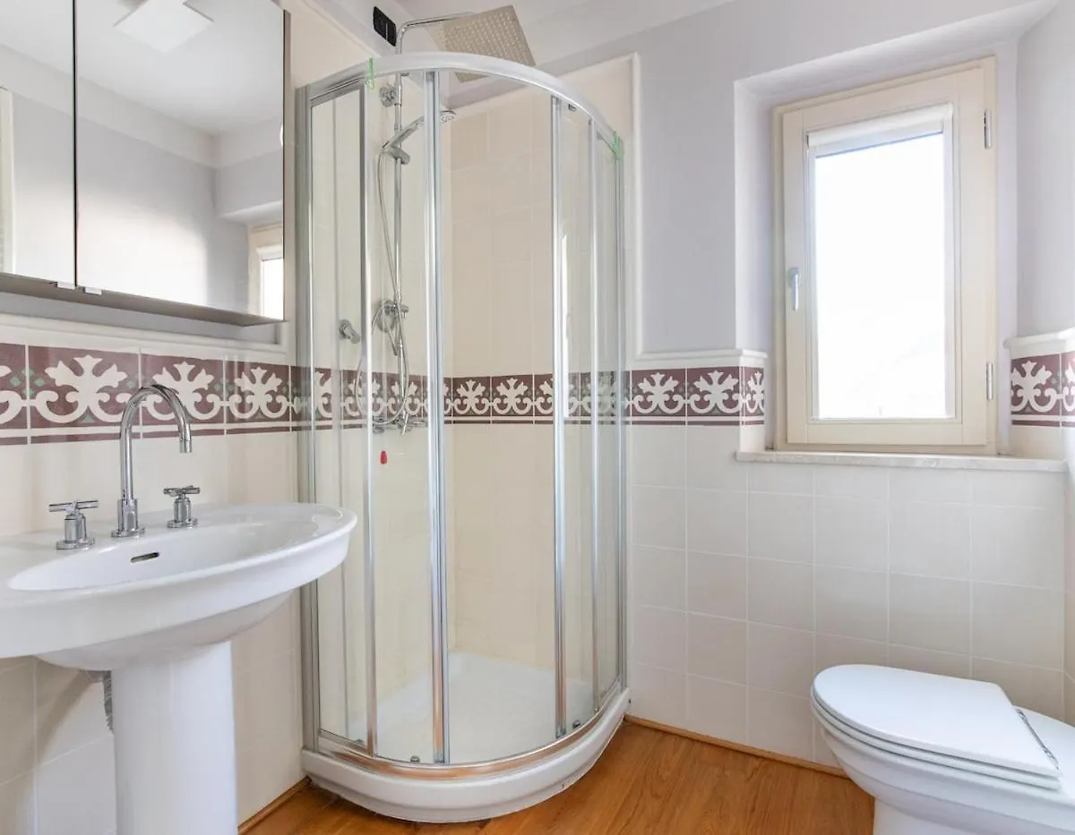 Apartment Gioia, Appartamento Super Confort A 100Mt Dal Mare A Viareggio